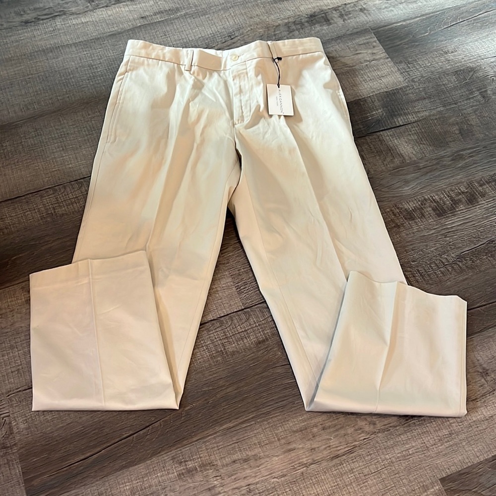 New with tags Alex canon New York men’s pants waist 33 inches length 32 inches